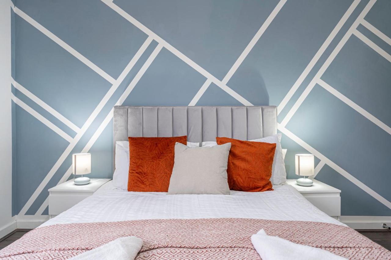 Jkg Property Solutions Presents Cosy City Apartment โคเวนทรี ภายนอก รูปภาพ