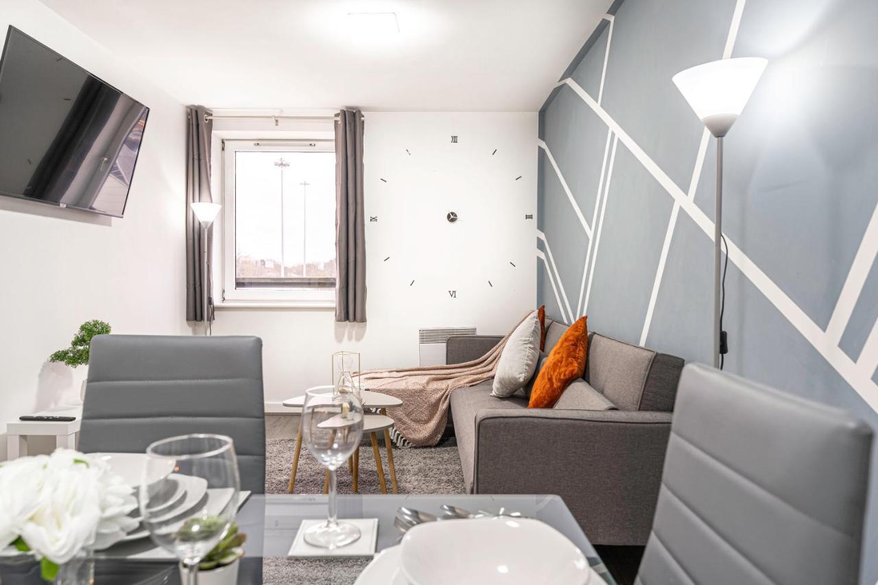 Jkg Property Solutions Presents Cosy City Apartment โคเวนทรี ภายนอก รูปภาพ